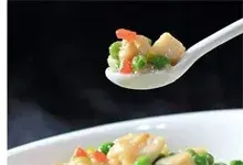 豌豆炒鱼丁制作方法