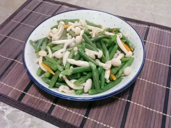 四季豆清炒白玉菇