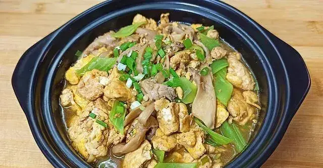 豆腐烧平菇